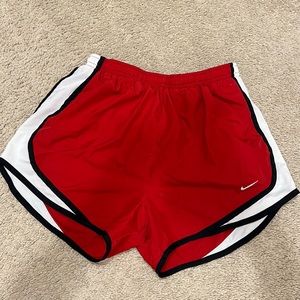 Nike small tempo running shorts
